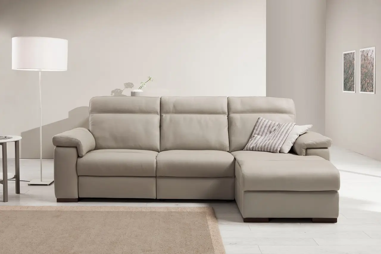 Divano non sfoderabile: il trucco per profumarlo in pochi minuti