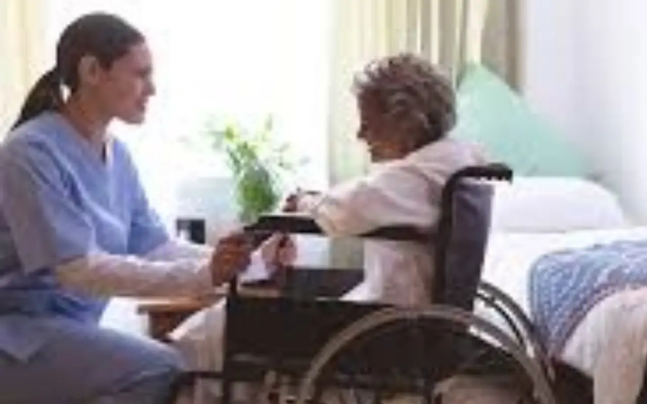 Quanto prendono le badanti il sabato e la domenica? Attenzione alle differenze con i giorni feriali